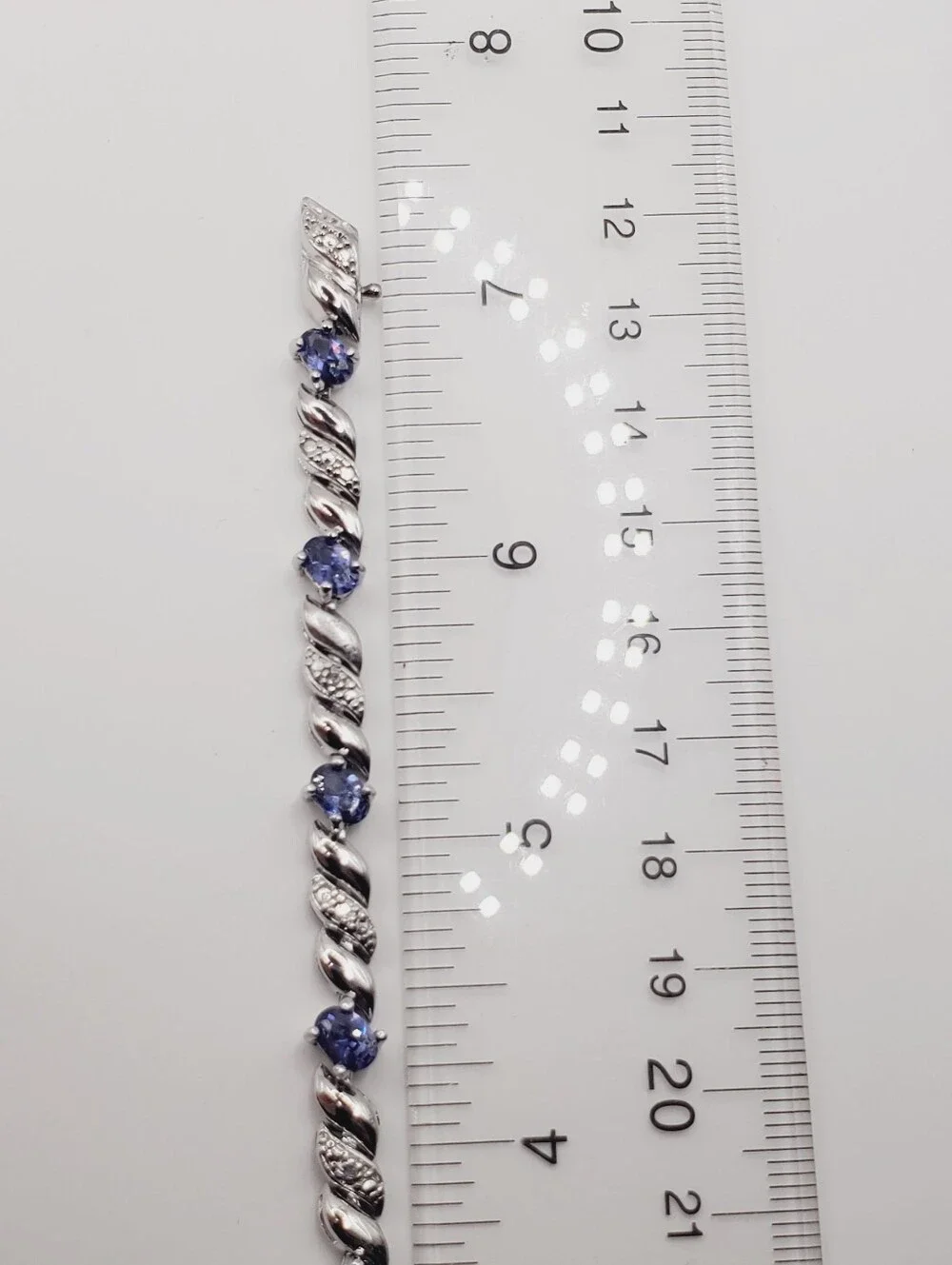 4.5 Carat Oval Tanzanite Gemstone & Diamond 925 Sterling Silver Tennis Bracelet